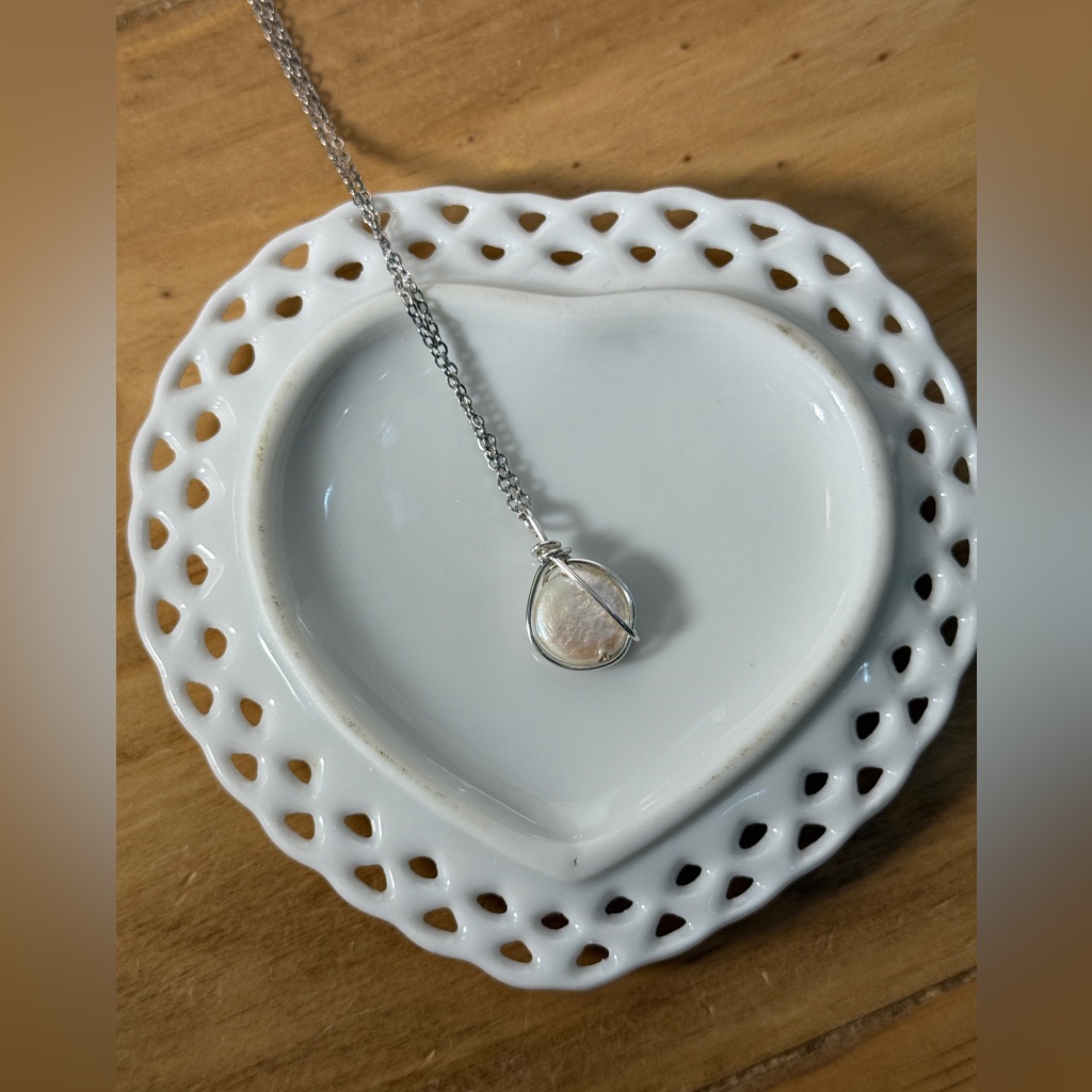 Genuine White Coin Pearl Silver Wire Wrapped Pendant Necklace
